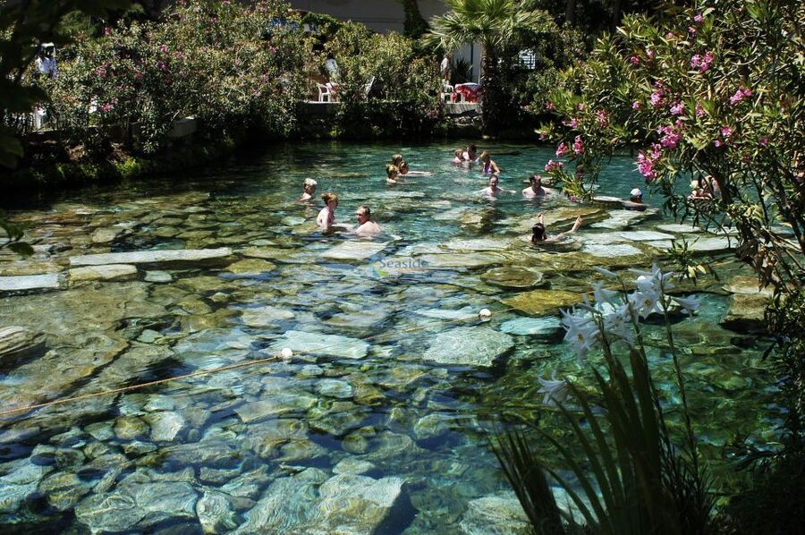 Pamukkale and Hierapolis Full-Day Guided Tour - Pamukkale Museum: Small Stop, Big Context