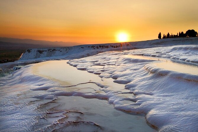 Pamukkale Full-Day Tour from Antalya with Lunch - Lunch on a full-day tour: what’s included, and what to expect