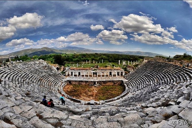 Pamukkale Private Tour - What you’ll see and learn: Hierapolis context plus terrace views