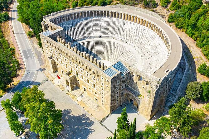 Perge, Aspendos, Side and Waterfall Full Day Tour - Perge Antik Kenti: walking the colonnaded streets like you mean it