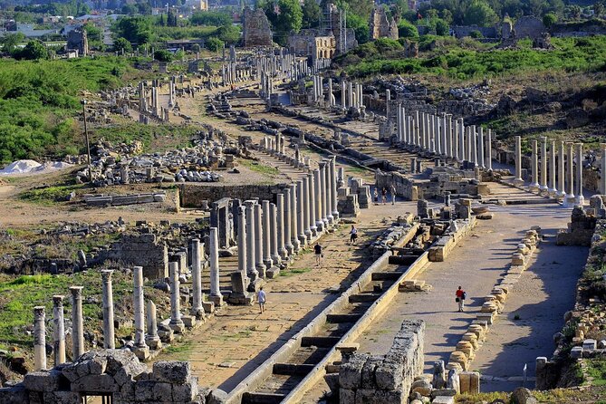 Perge, Aspendos, Side and Waterfall Full Day Tour - Manavgat Waterfall at the end: when it feels like a win