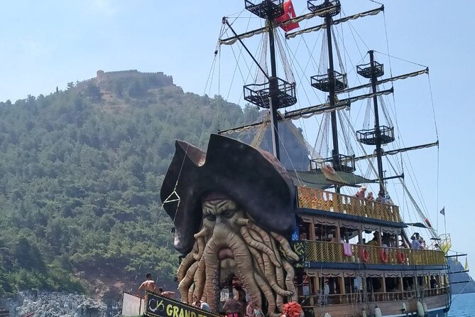 Pirate Boat Tour With Foam Party in Alanya - Pirate Boat in Alanya: The Easy Pitch