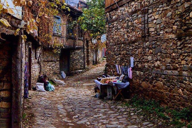 Premium Bursa and Uludag Tour - (Breakfast-Lunch Included) - Tombs of Osman and Orhan: a short stop with big symbolism