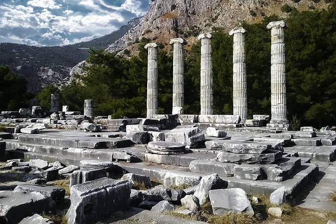 Priene Miletos Didyma Tour From Kusadasi / Selcuk Hotels - Miletos: Theater Scale and the Bath of Faustina