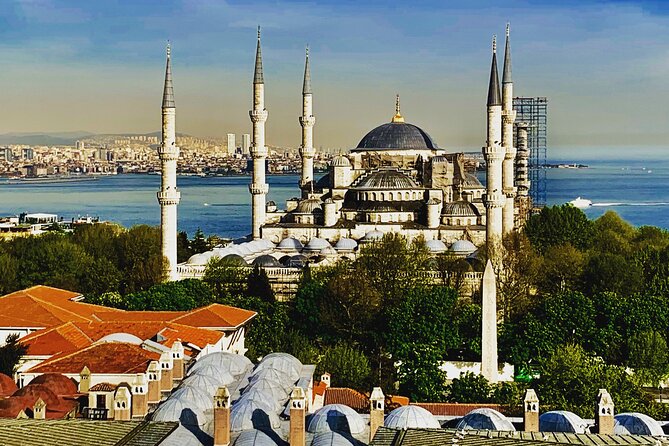 Private 5-6h: Topkapi + Hagia Sophia + Blue Mosque + Grand Bazaar - Topkapi Palace highlights, Bosphorus views, and the one big missing piece