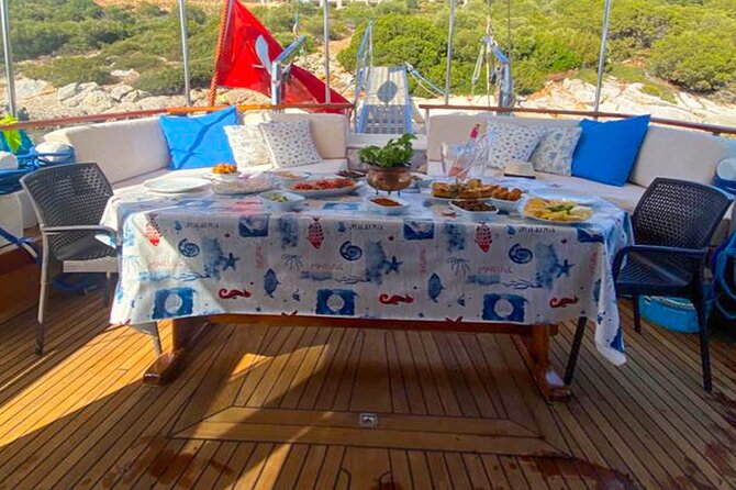 Private 6-Hour Boat Tour with Lunch in Bodrum Bays - Key things that make this Bodrum bays cruise special