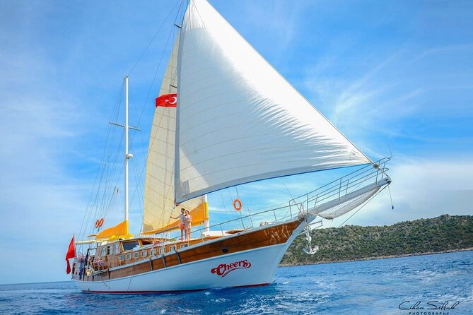 Private Blue Cruise with Cheers Yachting in Turkey - Boat size, cabins, and what “private” actually means onboard