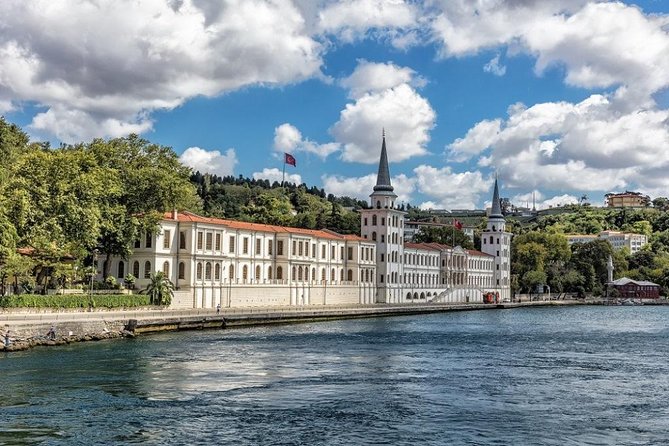 Private Bosphorus Cruise and Egyptian Bazaar with Motor Yacht - Food, Comfort, and Value: When This Tour Makes Sense