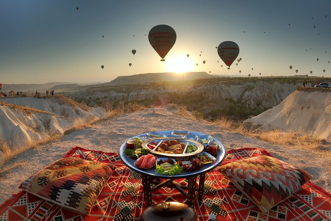 Private Breakfast Organisation in the Love Valley - Love Valley View: Why This Vantage Point Works
