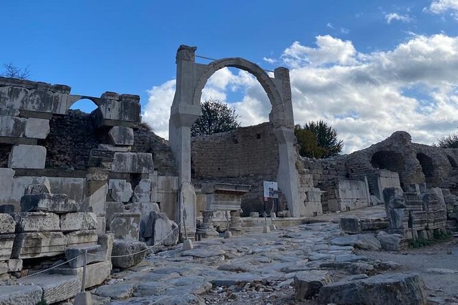 Private Ephesus and Artemis Temple Half Day Tour / On Time Return - Temple of Artemis stop, quick context for a Seven Wonders site