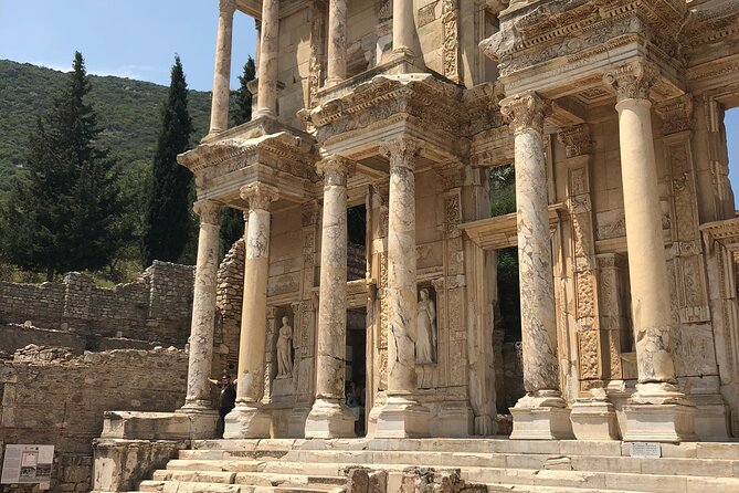 Private Ephesus Day Tour From Istanbul by Plane - Meryemana (Virgin Mary’s House): A Quiet, Spiritual Stop