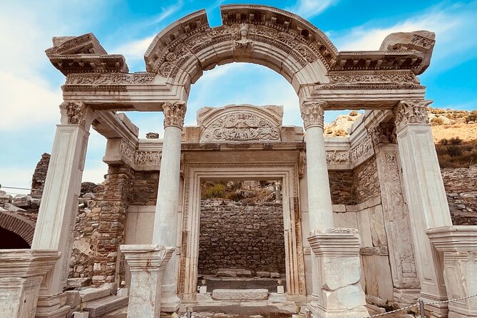 Private Ephesus Tour from Izmir Port and Hotels - Temple of Artemis: short visit, big-name context
