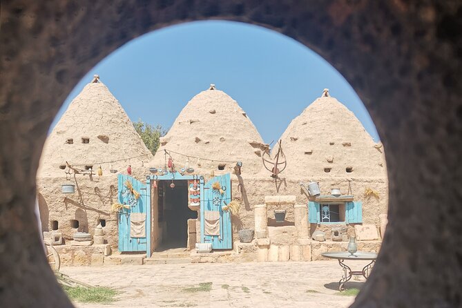 Private Gobeklitepe Tour from Istanbul by Plane - Fish Lake Park and Anzıleyh: quick holy-site stop with a strong identity