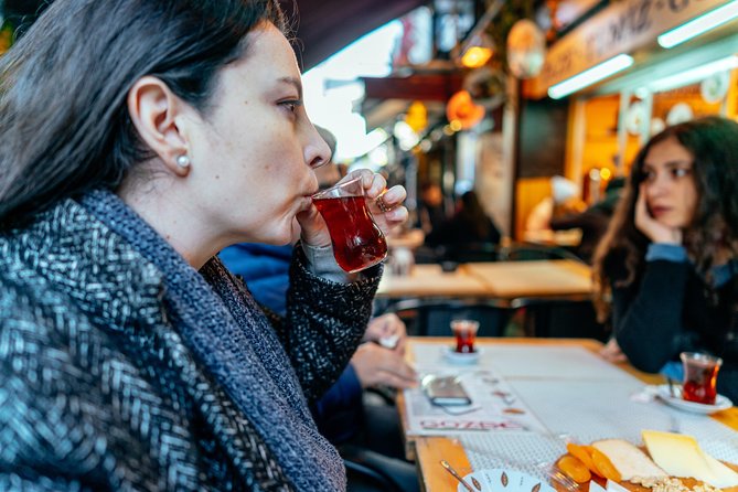 PRIVATE Istanbul Food Tour - 10 Tastings including Raki & Padi - Price and value for $153.26 per person: What you are paying for
