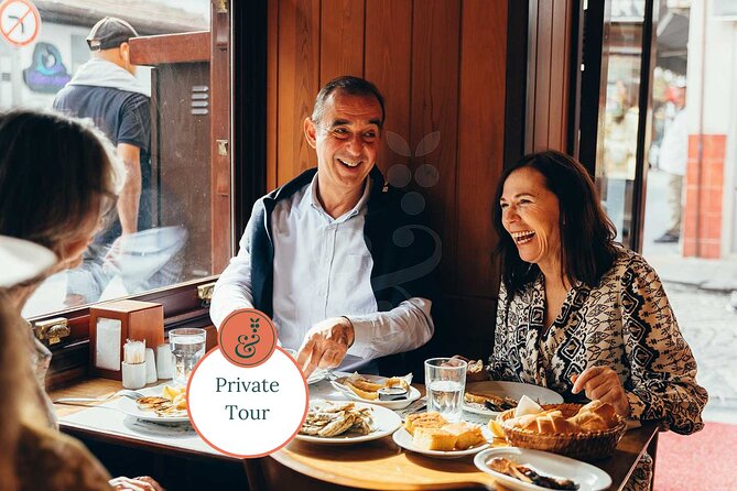 PRIVATE ISTANBUL FOOD TOUR & Hidden Pearls of the old city - Eminonu Square street food: the part where your taste buds actually wake up