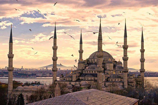 Private istanbul tour with transportation - Key things you’ll notice right away