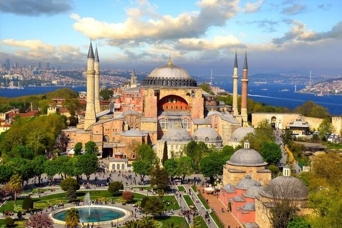 Private Layover Tour in Istanbul with options - Little Hagia Sophia, Hippodrome, and the Blue Mosque Cluster