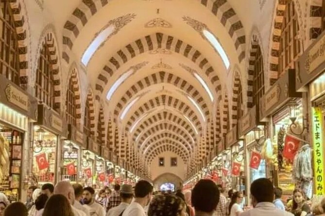 Private Old City Guided Tour - Stop 3: Basilica Cistern, columns, Medusa heads, and movie trivia