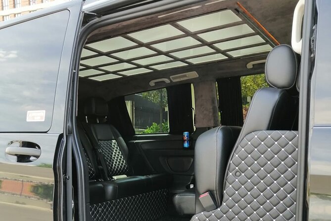 Private Sabiha Airport (SAW) Transfer To/From City Center - Drop-Off in Istanbul: Door-to-Door, but Choose Your Hotel Entrance