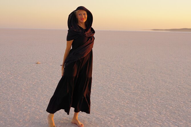 Private Salt Lake Sunset Tour with Photos & Snacks - Salt flats etiquette, comfort, and small things that make a difference