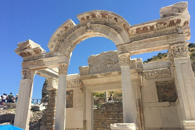 Private Tour FOR CRUISE GUESTS: Best of Ephesus Private Tour / SKIP THE LINE - Ephesus Terrace Houses: 30 minutes for architecture and atmosphere