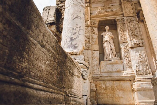 PRIVATE TOUR FOR CRUISERS: Mary's House (Meryemana) and Ephesus - Ephesus ruins with the right guide pace