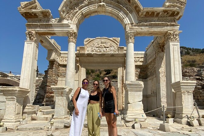 Private Tour in Ephesus and Traditional Turkish Bath from Port - Lunch in the middle: included fuel, often better than you expect