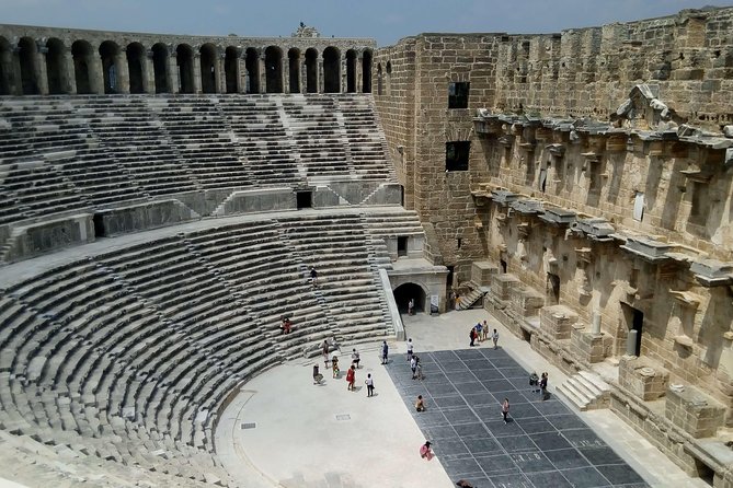Private Tour Perge, Aspendos, Waterfall ... - Private guide attention in English: what makes the day better than a bus tour