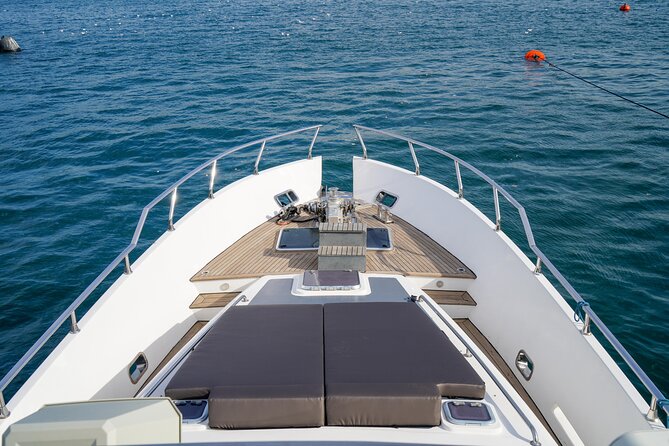 Private Yacht Cruise on Bosphorus - The Bosphorus from a yacht: why this route works in 2 hours