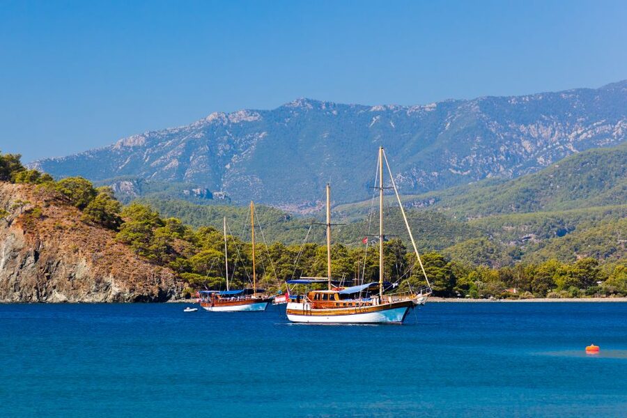 Relaxing Boat Trip with Lunch and Drinks - A Wooden Yacht Day From Kemer That Feels Like a Proper Break