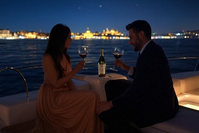 Romantic Night Cruise Live Violinist - Meeting at Ömer Avni, getting aboard fast
