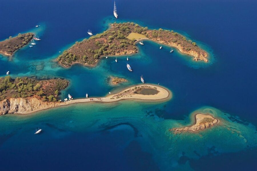Sarigerme: 12 Islands Boat Trip with Lunch and Transfer - Getting to the boat from Sarigerme: transfer that keeps the day smooth