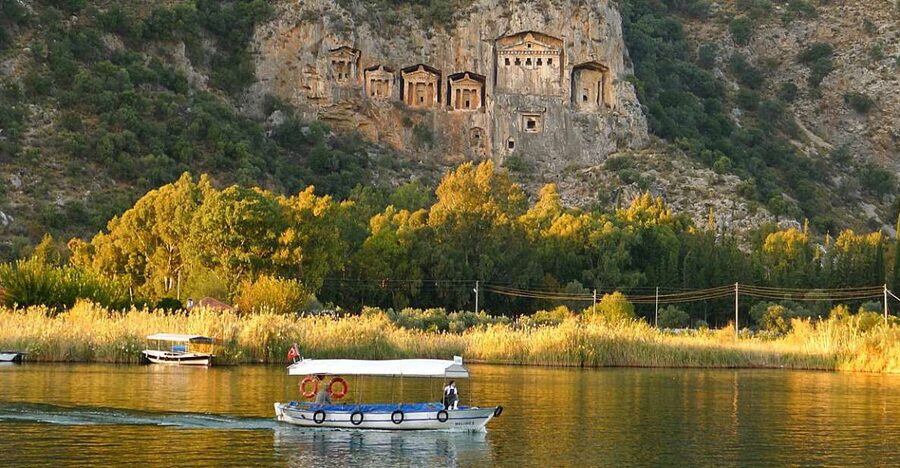 Sarigerme: Dalyan, Turtle Beach, Mud Bath, & King Tombs Tour - Koycegiz Lake cruise: the calm view stop you will feel right away