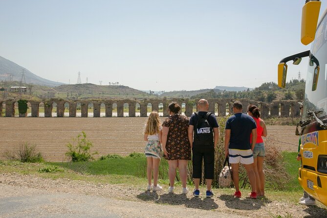 "Side: 5-in-1 Green Canyon, Waterfalls & Ancient Sites Tour" - Manavgat Waterfall: quick free time and a fee you should expect