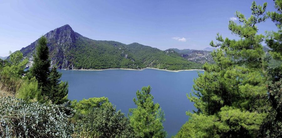 Side: Green Canyon Boat Trip & Bus Safari with Lunch - The optional zoo stop: decide with your values in mind