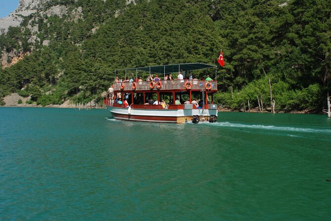 Side Green Canyon Boat Trip With Unlimited Drinks And Lunch - Lunch by the lake: buffet value, swim energy, and what you can expect