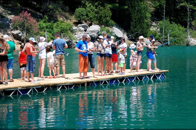 Side Green Canyon Boat Trip With Unlimited Drinks And Lunch - Kayaks and fishing gear: how to use the included extras without wasting time