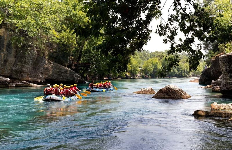 Side: Koprulu Canyon Whitewater Rafting with Lunch - Languages and communication on the raft