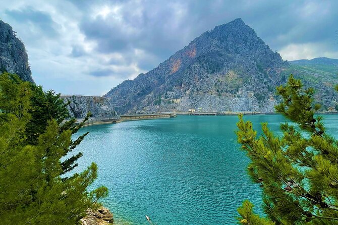 Side / Manavgat : Green Canyon Boat Trip w/ Lunch & Soft Drinks - Lunch and soft drinks: good value, but watch the steps
