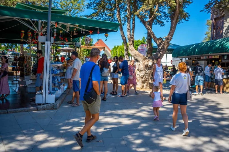 Side: Manavgat River Boat Trip & Grand Market w/ Lunch - Lunch on board: barbecue-style comfort, not fancy dining