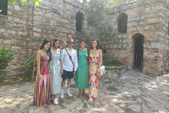 SKIP LINES Private Ephesus Tour for Cruise Guests ON TIME RETURN - The Drive Between Sights: Caravanserai and Kusadasi Harbor Views