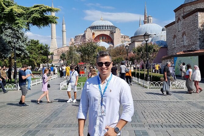 Skip The Line Private Istanbul Tour (Single Price up to 8 PAX) - Blue Mosque visits that respect the rules and timing