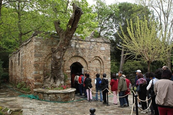 Small Group Ephesus Tour from Selcuk / Kusadası - English-speaking guide and the language expectation