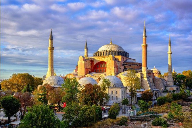 Small Group Full-Day Istanbul Old City Tour with Lunch & Tickets - Grand Bazaar time, optional presentation, and Sunday limits