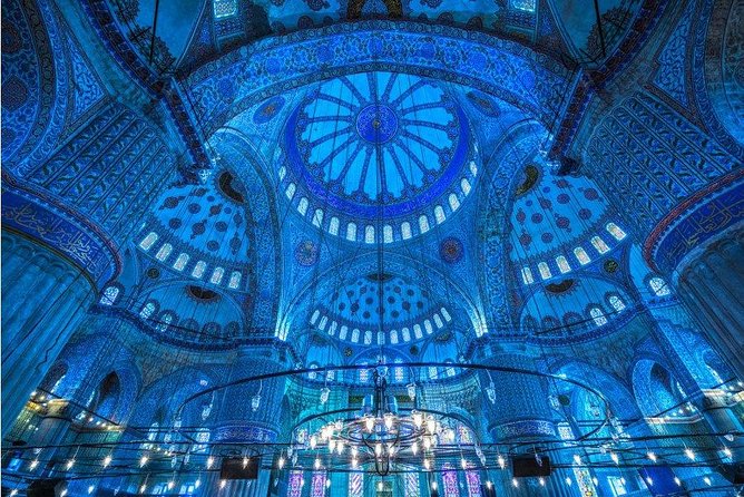 Small Group Full-Day Istanbul Old City Tour with Lunch & Tickets - 3-course lunch: included, but drinks cost extra