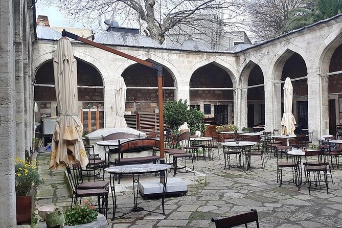 Small-Group Istanbul Old City Guided Tour - The Guide Factor: Why This Tour Keeps Earning 4.9 Stars