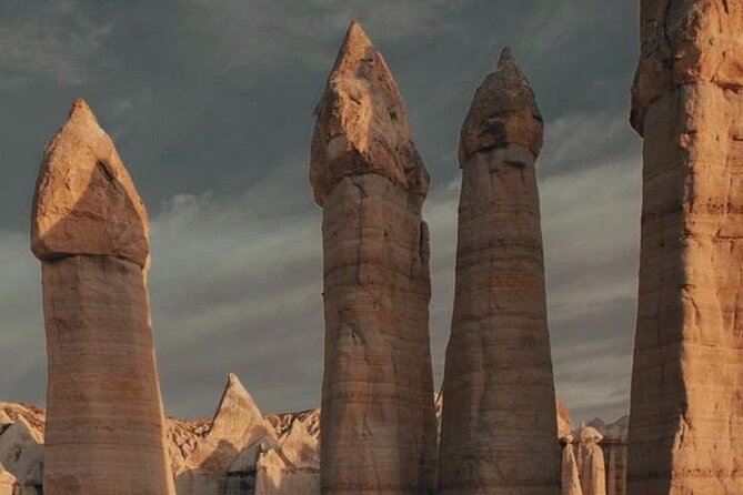 Small Group Red Tour - Uçhisar Panorama: the 30-minute castle views that set the mood
