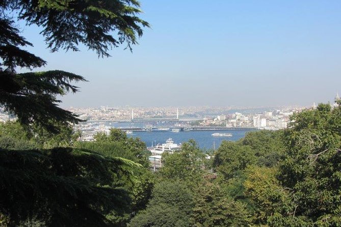 Small-Group Topkapi Palace and Harem Tour with Tickets - Small-Group Size, Timing, and the Way Guides Keep You Together