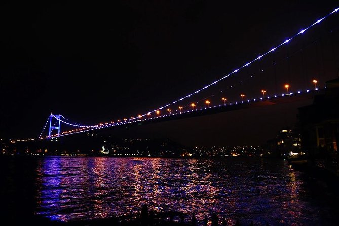 Stage Front Bosphorus Dinner Cruise with Pickup & Drinks included - Atmosphere: Lively Dance Energy With Night Views