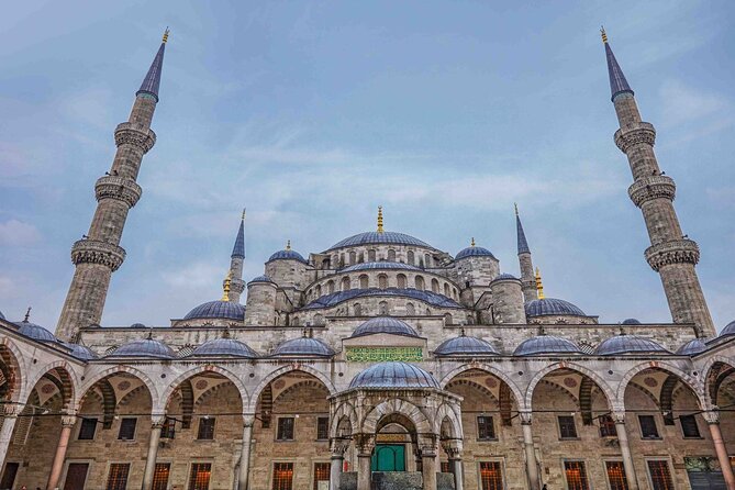 Suleyman's magnificent path: Mosques and Bazaars Tour - Grand Bazaar, the maze with meaning